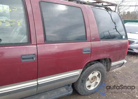 1999 Chevrolet Tahoe Lt z USA, uszkodzony, nr VIN 1GNEK13R6XJ399041